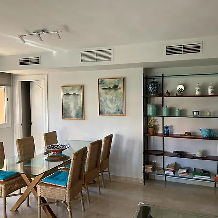 Charming 3 Bedroom With Sea View In The Heart Of Apartamento